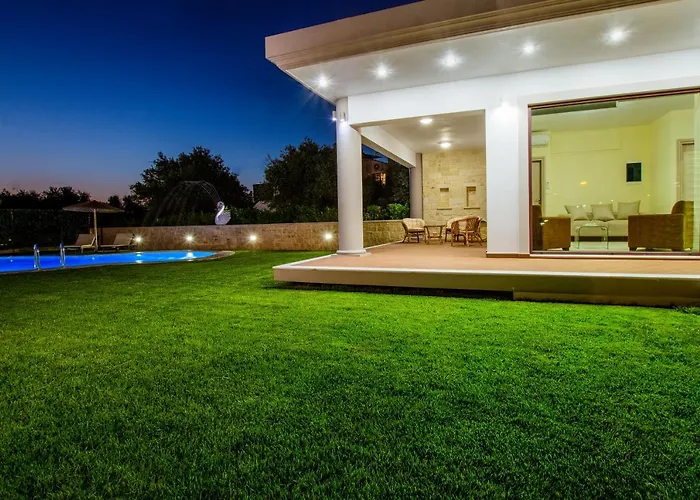 Chania Oasis With Heated Pool