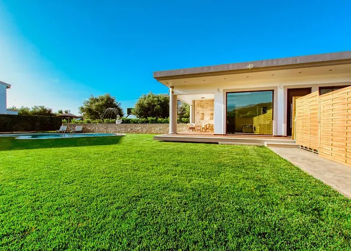 Chania Oasis With Heated Pool